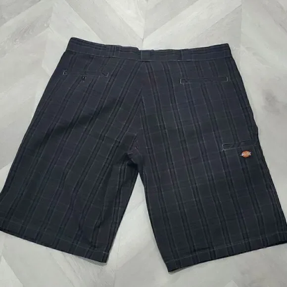 Dickies Mens Regular Fit Shorts, Size 42 - Picture 2 of 5